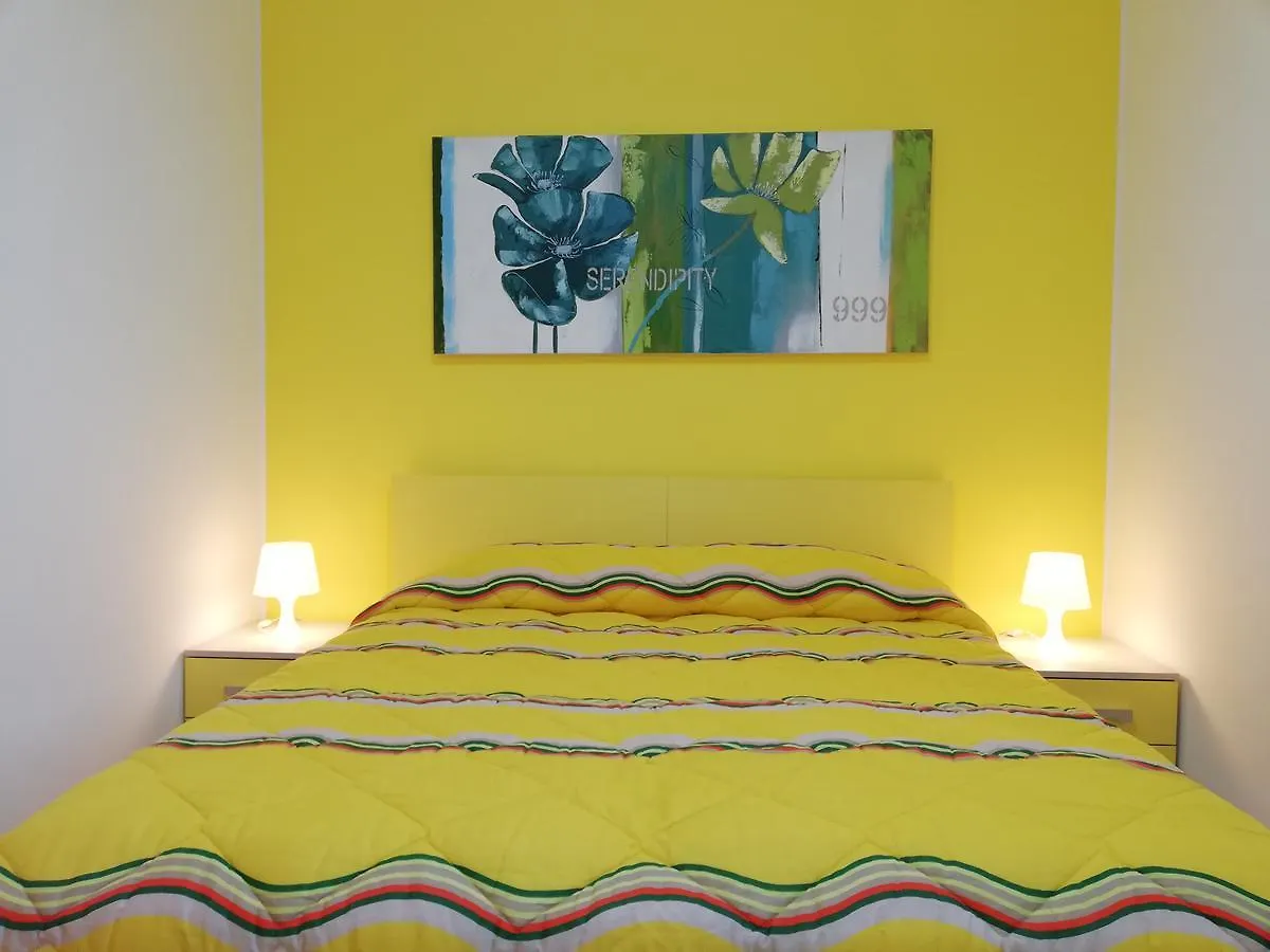 Capo d'Orlando Apartments 0*, Capo dʼOrlando Italia